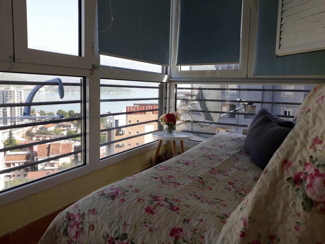 בודווה Seaview Paradise Apartment מראה חיצוני תמונה